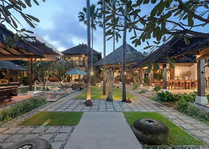 Vakantiehuis Luxury 6-bedroom In