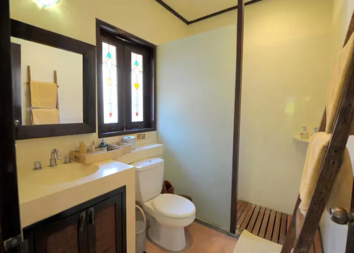 Vakantiehuis Luxury 6-bedroom In
